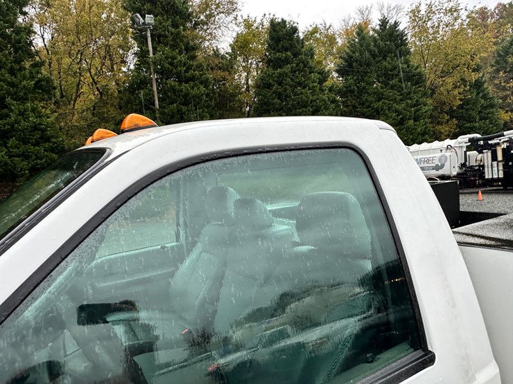 2015-ford-f350-image-45