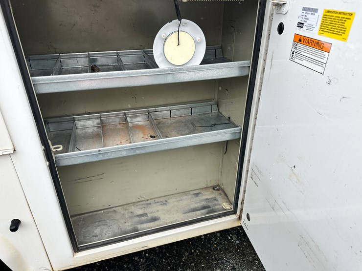 2016-ford-f250-xl-image-28