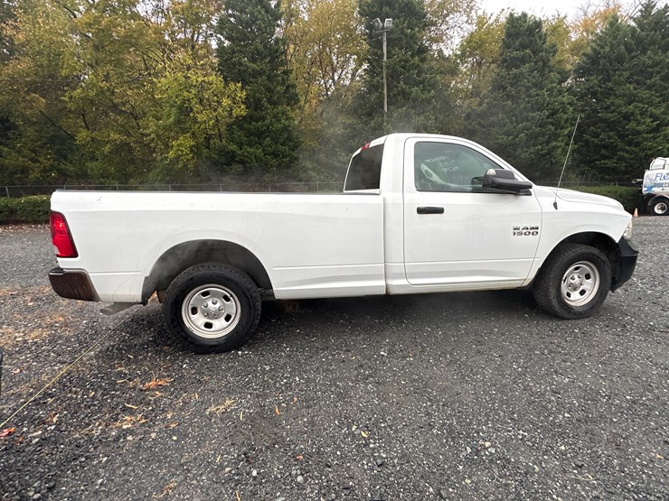 2015-dodge-ram-1500-image-7