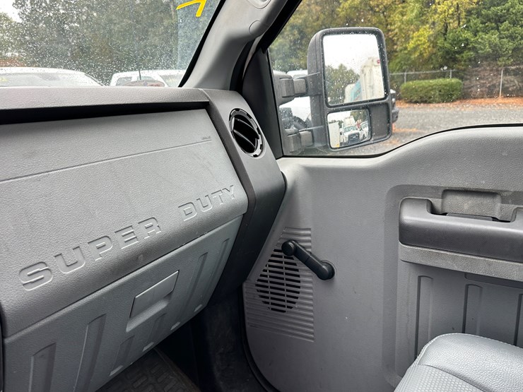 2015-ford-f350-xl-image-83