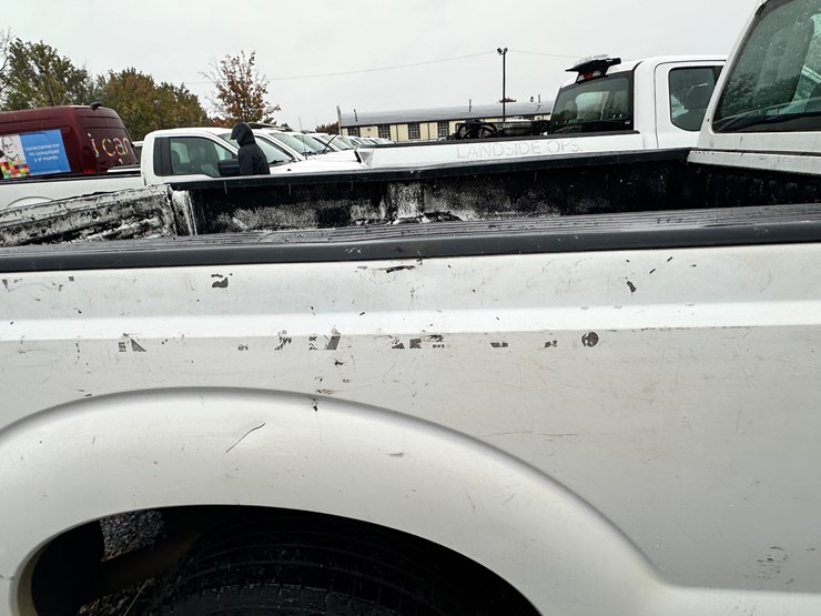 2012-ford-f250-xl-image-13