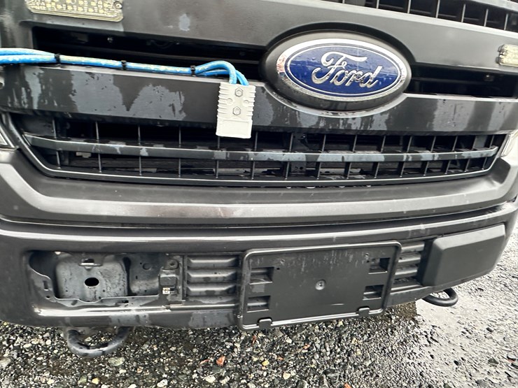 2020-ford-f150-xl-image-34