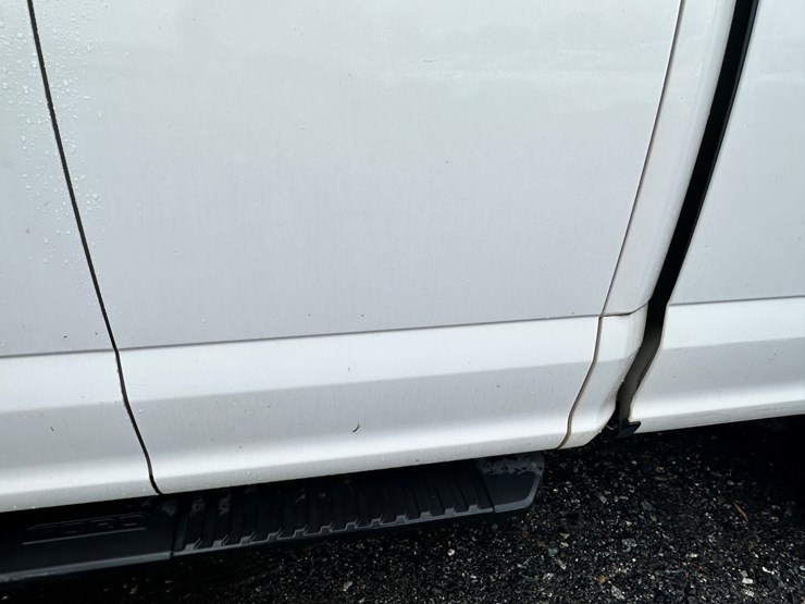 2020-ford-f150-xl-image-52