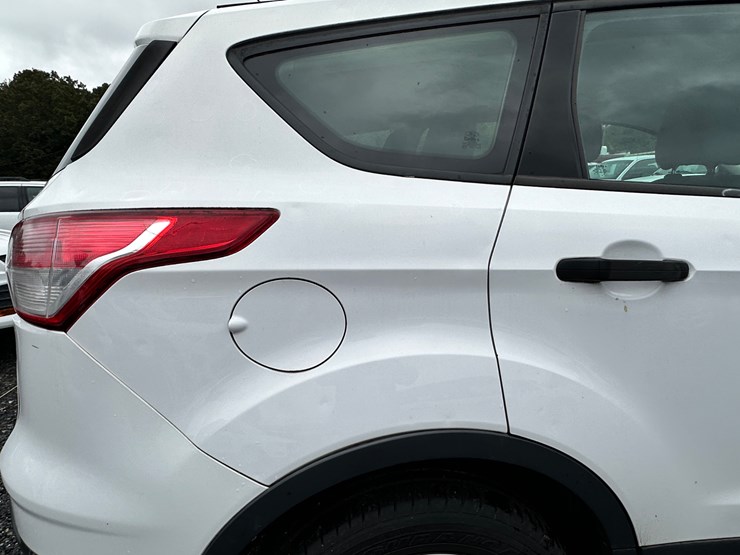 2016-ford-escape-image-14