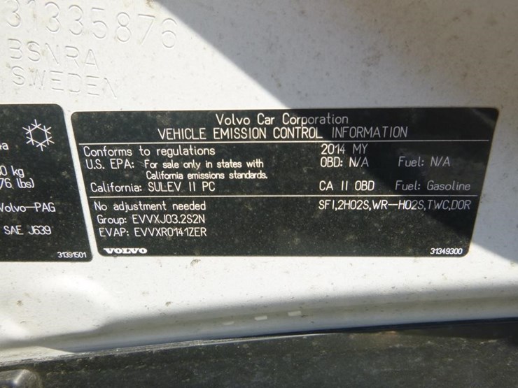 2014-volvo-xc60-image-13