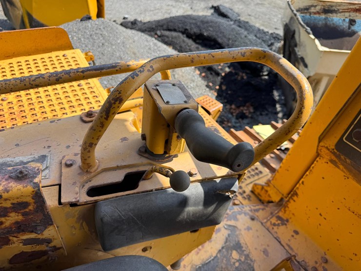 caterpillar-d8n-image-14