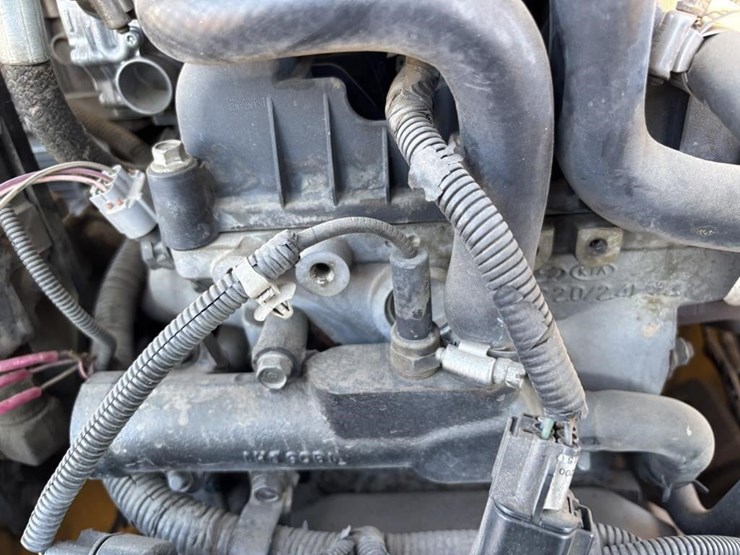 2011-hyundai-30l-7a-image-34