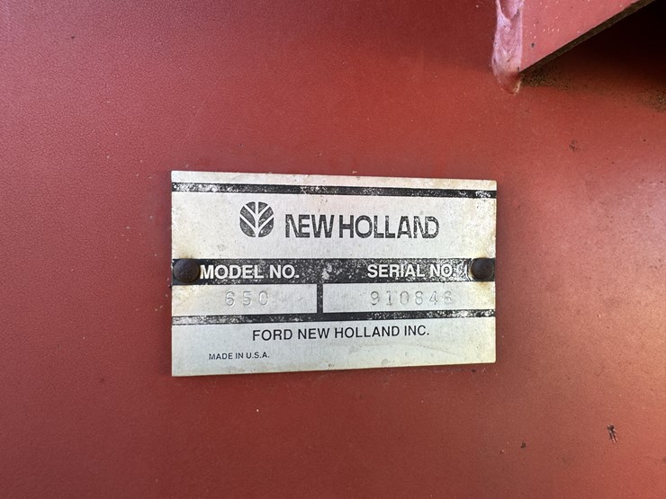 new-holland-650-image-2