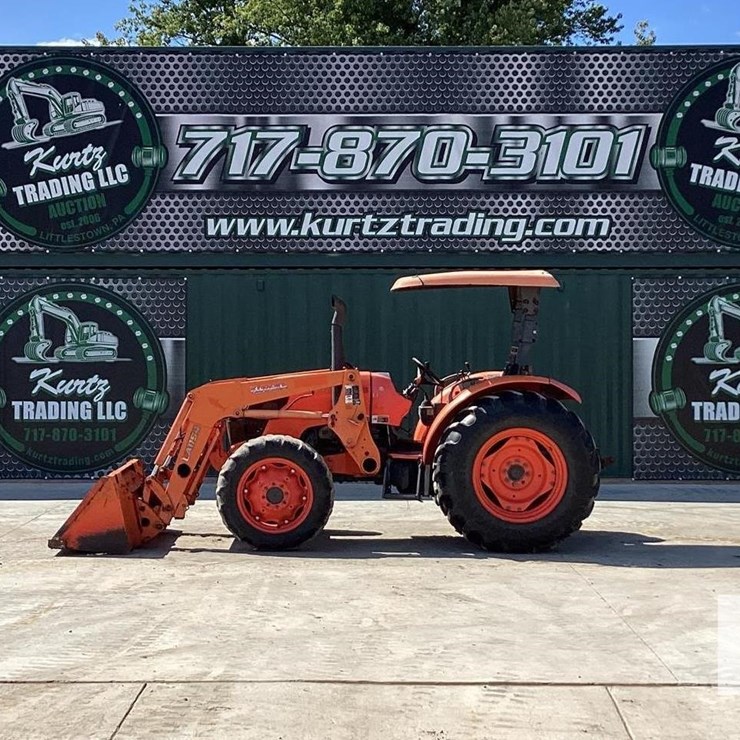 2016 KUBOTA M7060D