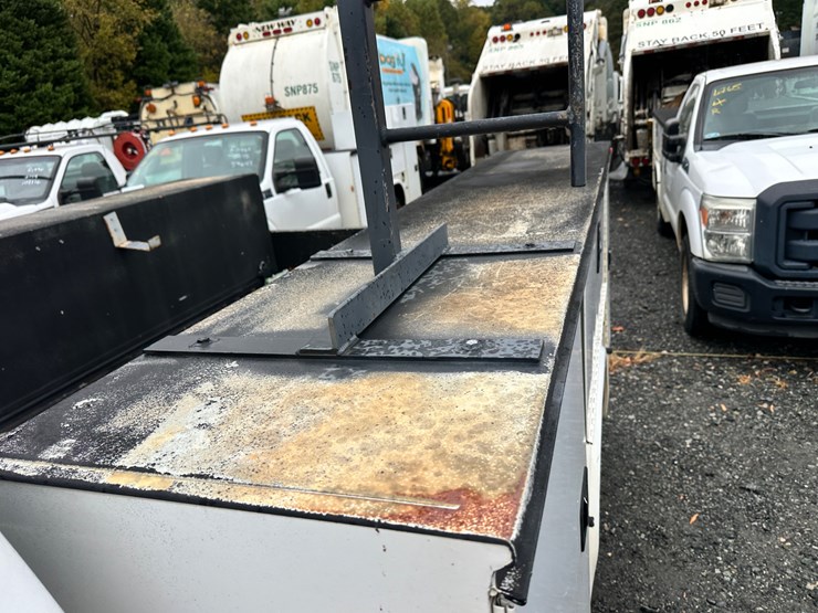 2015-ford-f350-xl-image-51