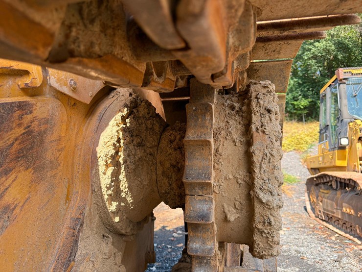 caterpillar-d6n-xl-image-12