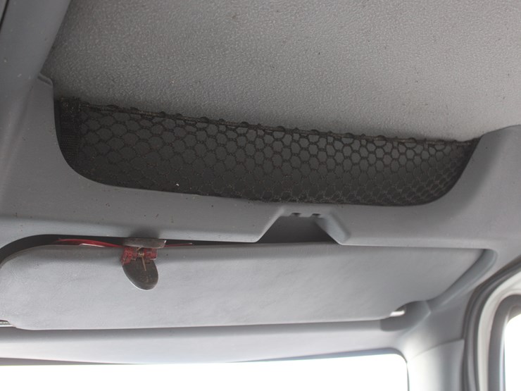 2004-international-durastar-4300-image-44