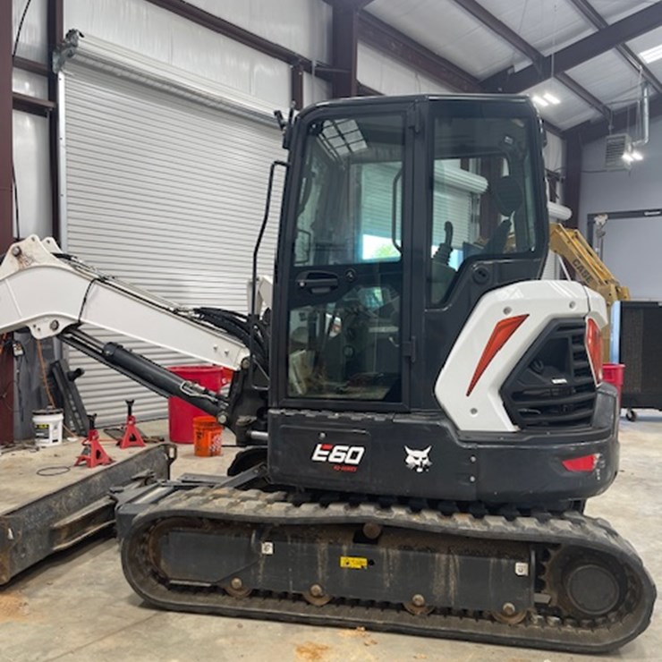2023 BOBCAT E60