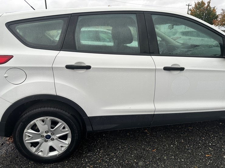 2016-ford-escape-image-14
