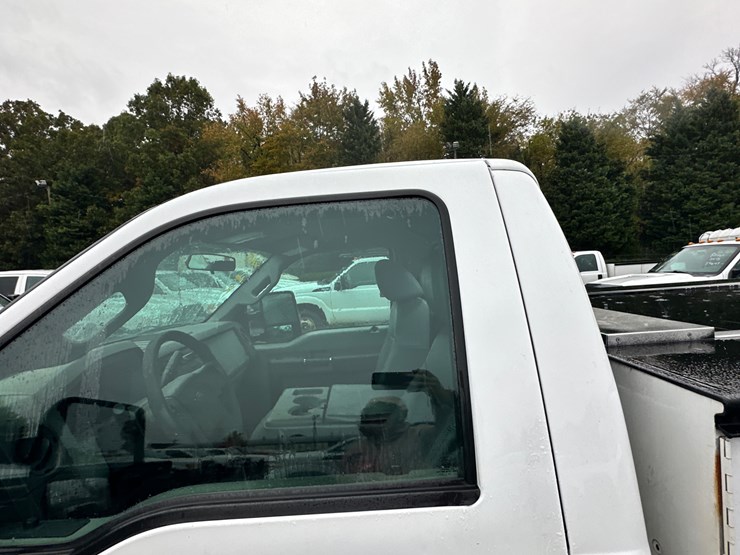 2016-ford-f250-xl-image-53