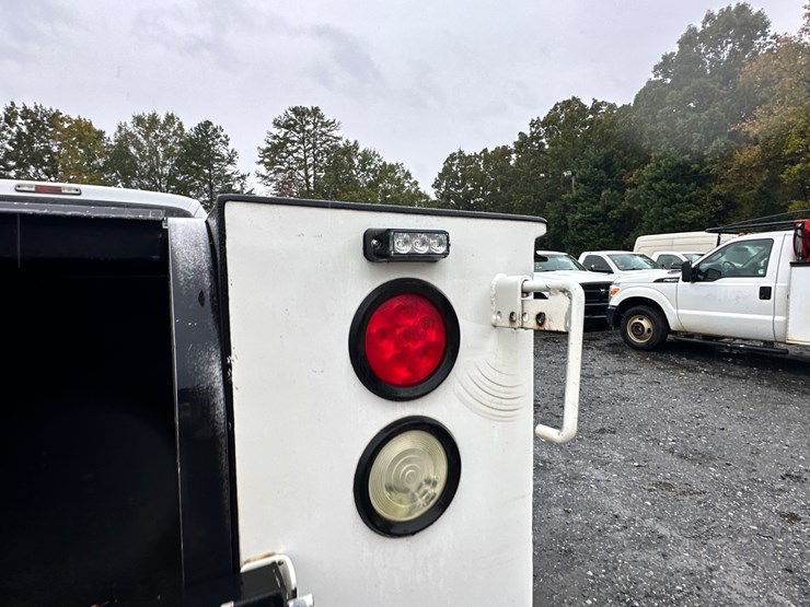 2016-ford-f250-xl-image-71