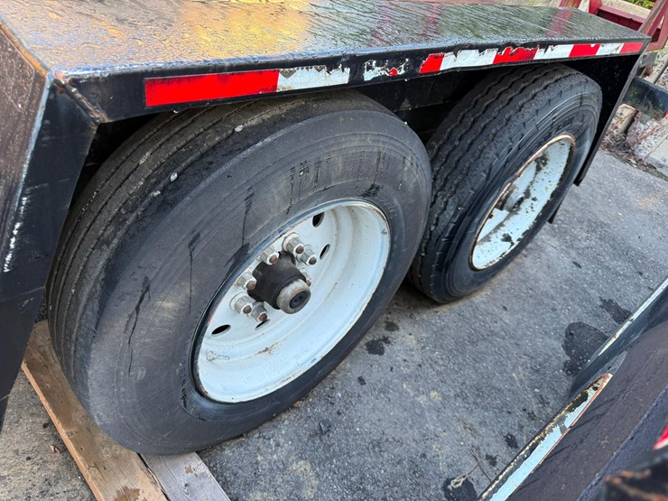 2011-towmaster-t16d-image-9