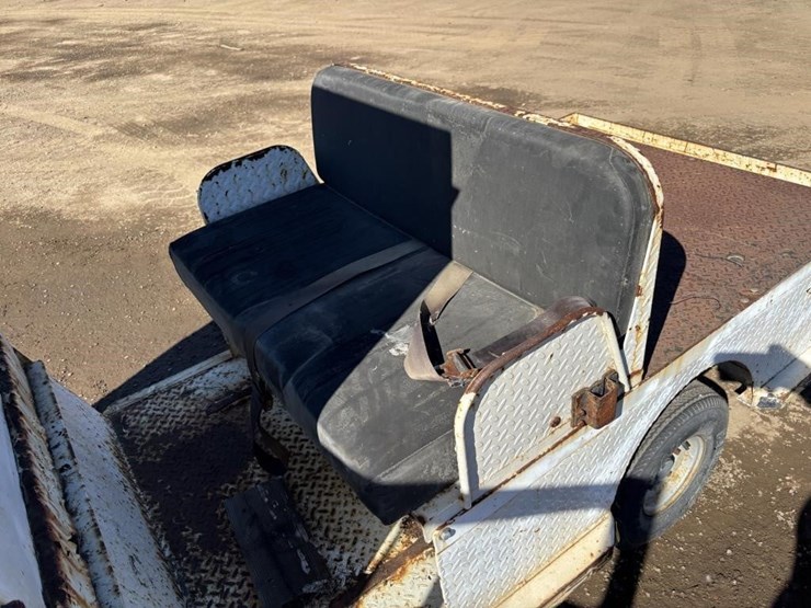 taylor-dunn-b2-48-image-10