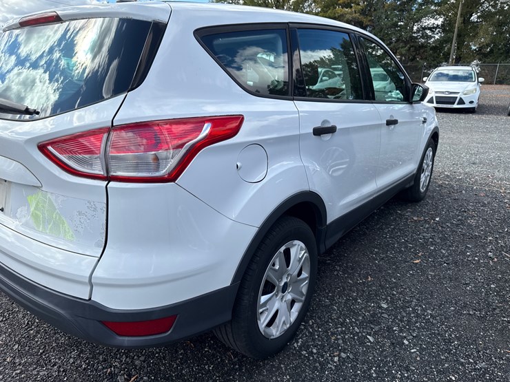 2016-ford-escape-image-42