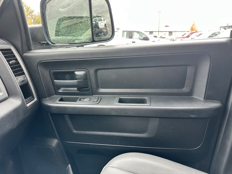 2013-dodge-ram-1500-image-83