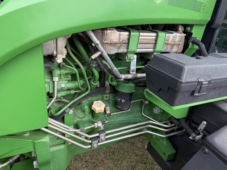 2017-john-deere-6120e-image-14