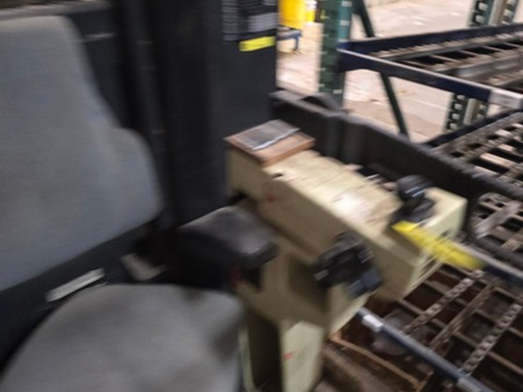 raymond-537csr30t-image-4