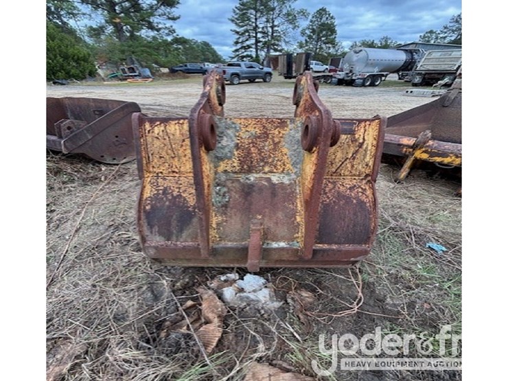 48"-cp-bucket-3-1/2"-pin-to-suit-john-deere-200c-excavator-image-2