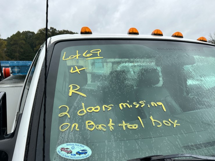 2015-ford-f350-image-2