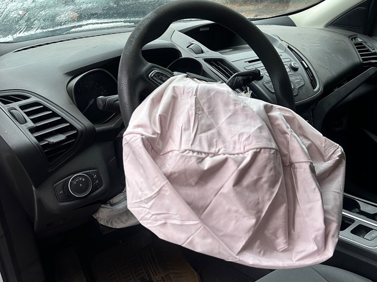 2017-ford-escape-image-21