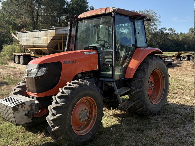 kubota-m108s-image-1