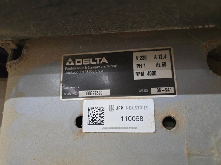 #2728-•-delta-unisaw-table-saw-image-18