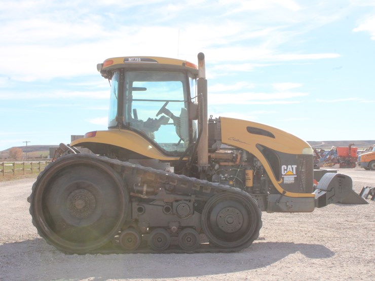 challenger-mt755-image-12