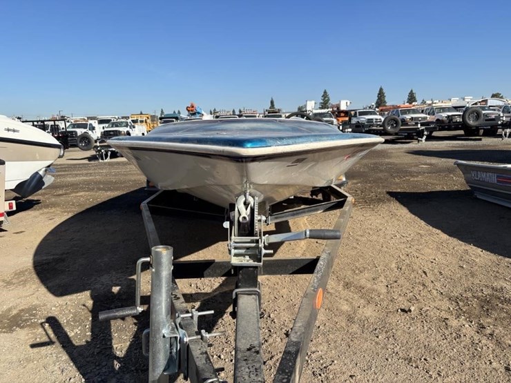 1978-unknown-trailer-image-6