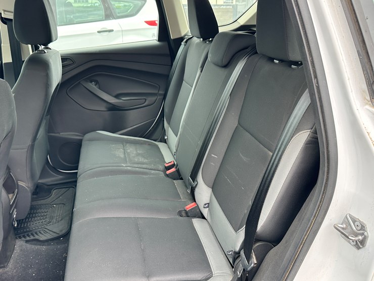 2016-ford-escape-image-73