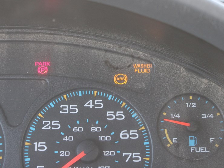 2004-international-durastar-4300-image-48