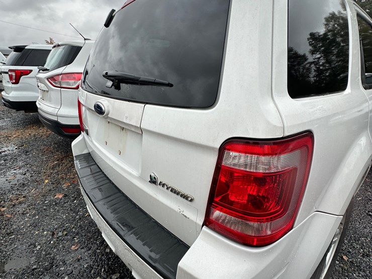 2008-ford-escape-hybrid-image-15