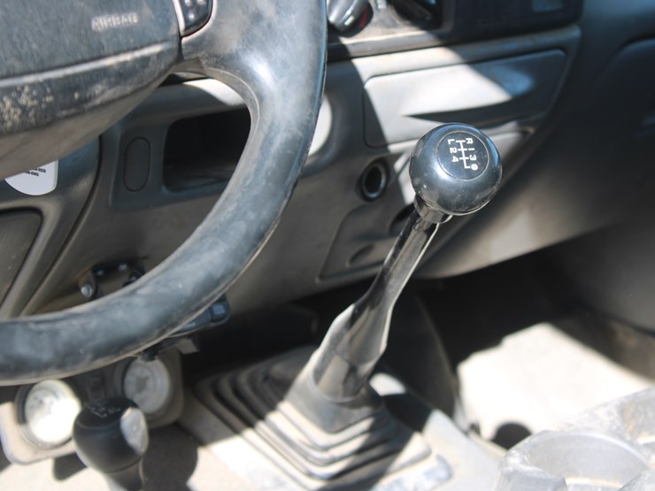 2002-ford-f450-xlt-image-35