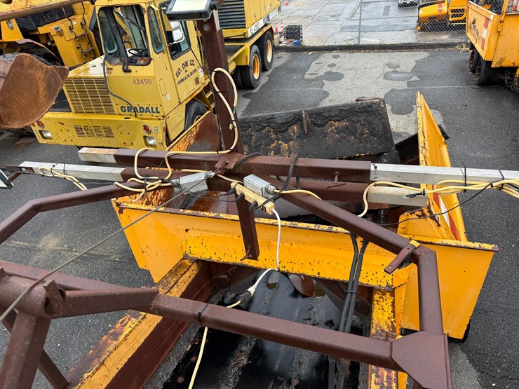 blaw-knox-mc330-image-10