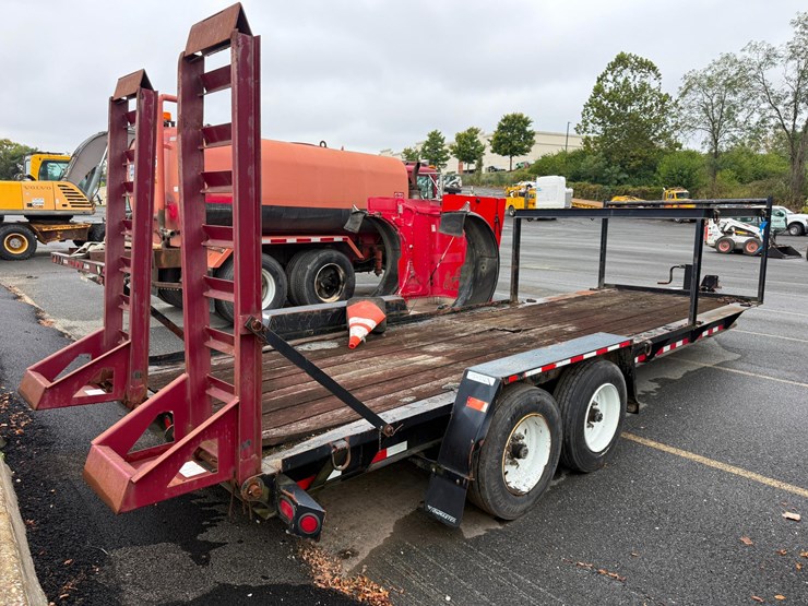 2011-towmaster-t16d-image-3