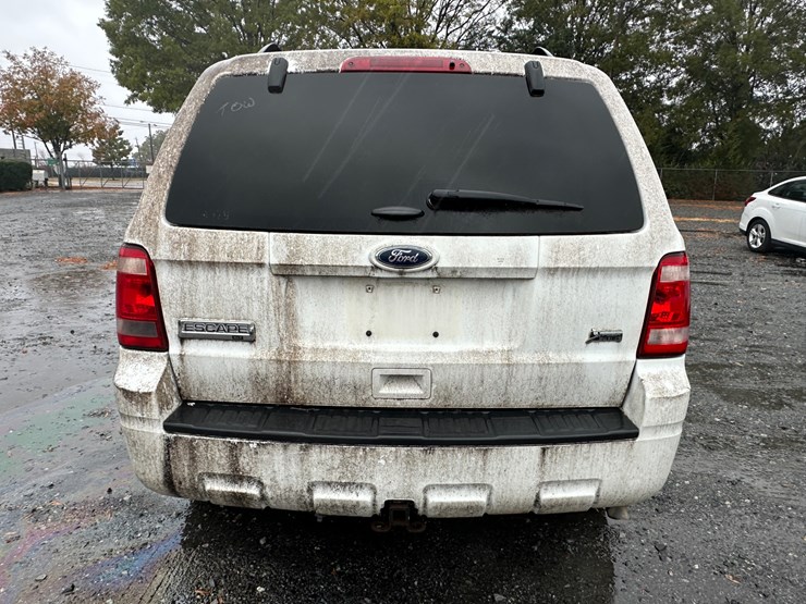 2012-ford-escape-xlt-image-11