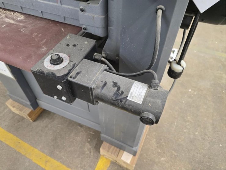 #2704-•-super-max-25-dual-drum-sander-image-8