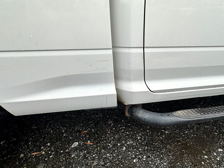 2013-dodge-ram-1500-image-13