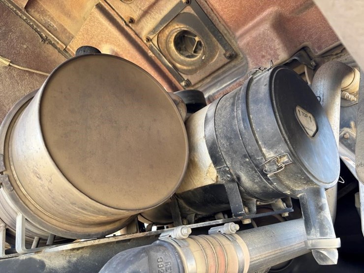 2004-case-721d-image-59