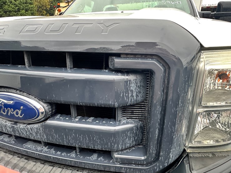 2015-ford-f350-xl-image-37