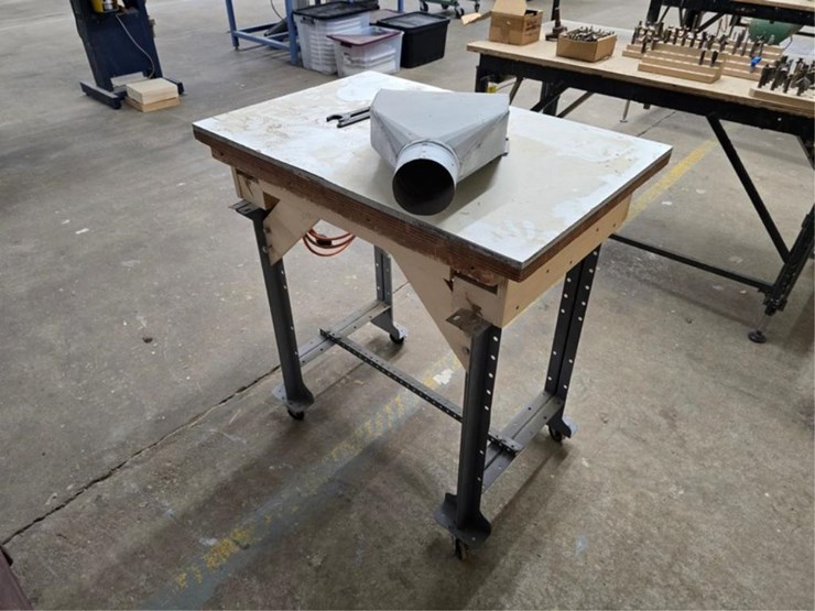 #2725-•-milwaukee-2'x3'-router-table-image-3