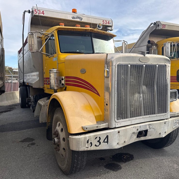 1997 PETERBILT 378