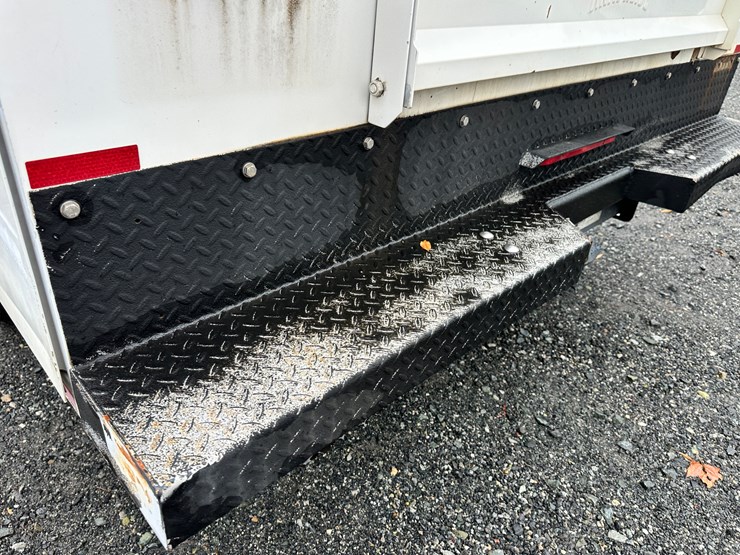 2015-ford-f350-xl-image-64