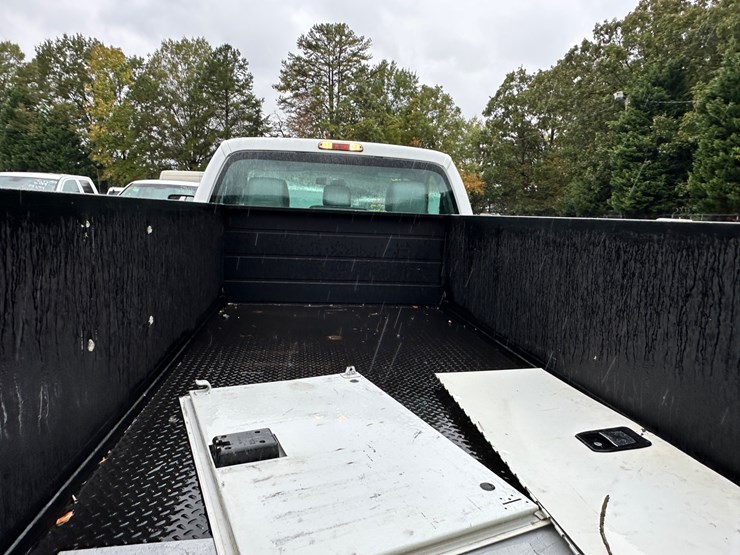 2015-ford-f350-image-61