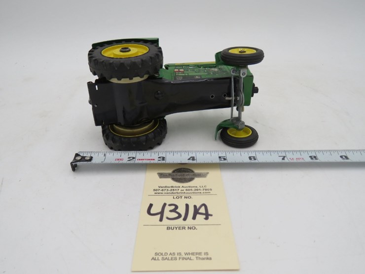 john-deere-3120-image-3