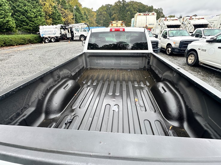 2015-dodge-ram-1500-image-63